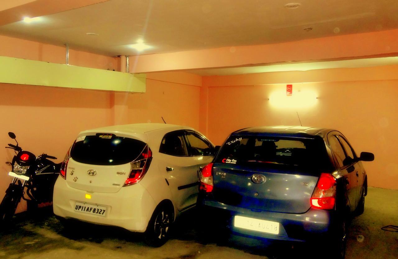 Hotel Rattans Regency Roorkee Bagian luar foto